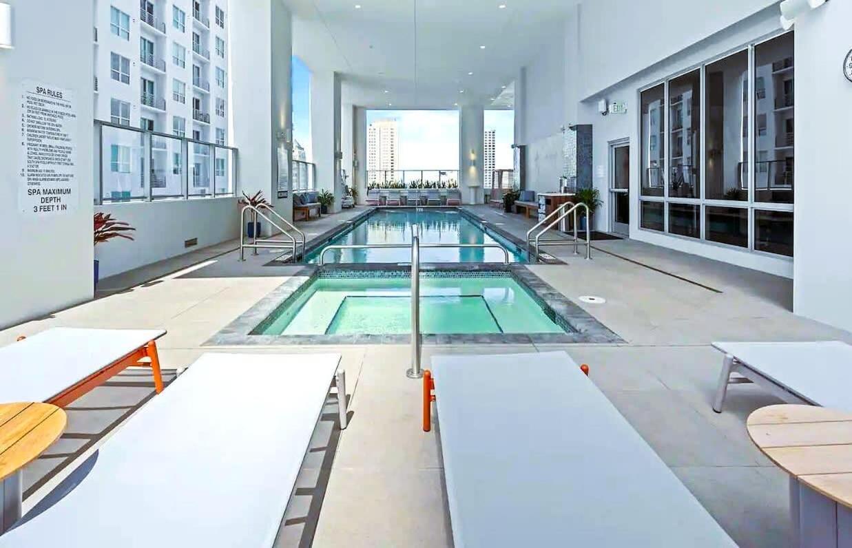 Heart Of Downtown Miami Studio Pool & Gym Apartment Exterior photo